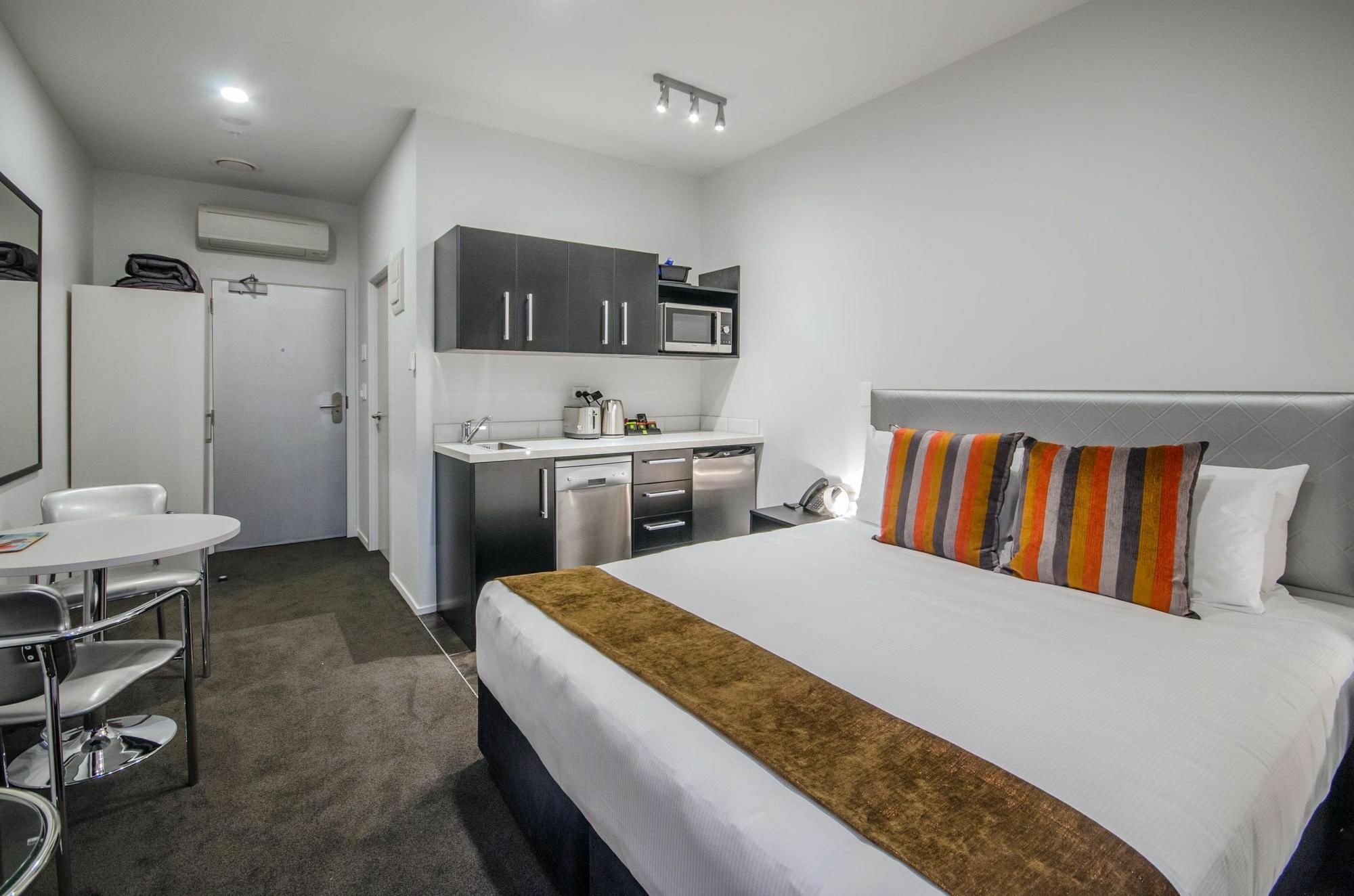 Ramada Suites By Wyndham Auckland - Federal Street Dış mekan fotoğraf